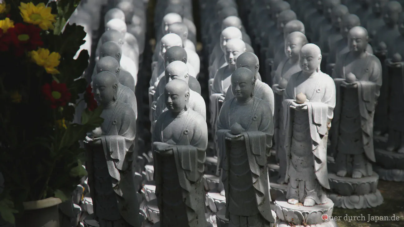 Jizō-Figuren am Hase-dera, Kamakura