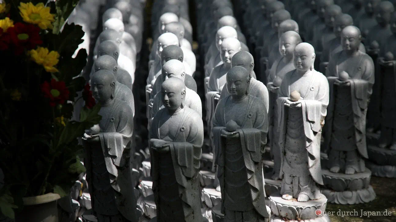 Jizō-Figuren am Hase-dera, Kamakura