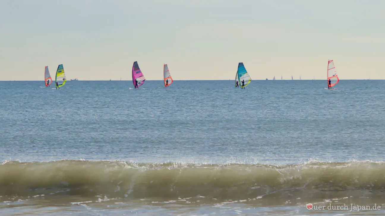 Windsurfer in Kamakura